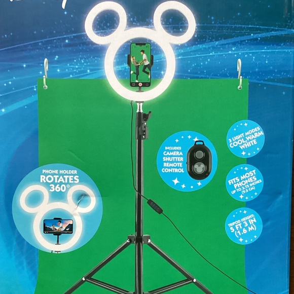 Disney Mickey Studio Photo and Video Creators Kit with LED Ring Light Kit, NIB - Picture 9 of 11
